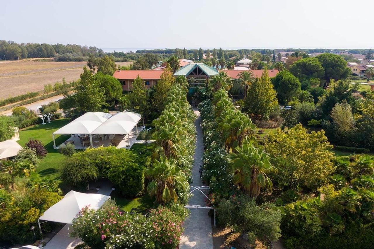 Minerva Club Resort & Golf Marina di Sibari Exteriör bild