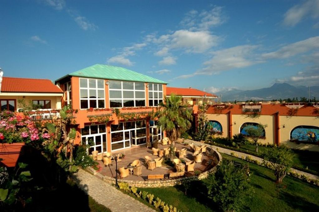Minerva Club Resort & Golf Marina di Sibari Exteriör bild